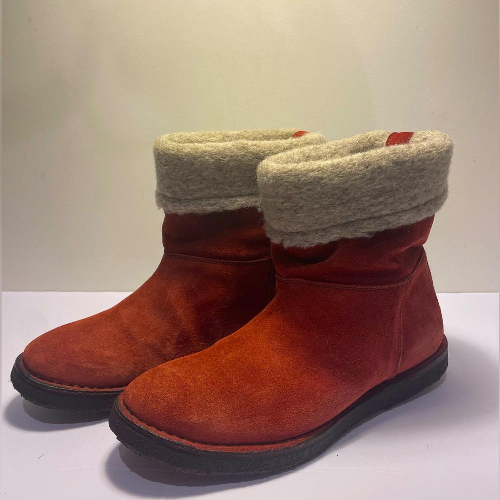 Red Buttero Ankle Boots
Suede Size 7.5